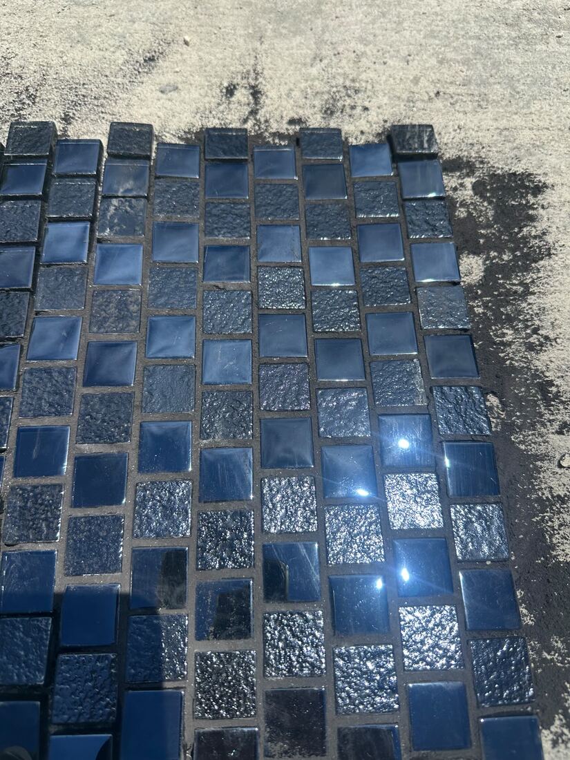 Glass mosaic tile detail
